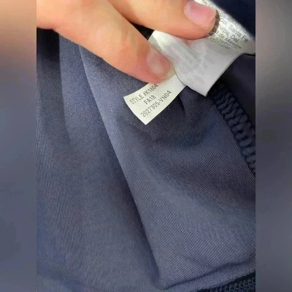 MADEWELL Women’s XS Blue Velvet Ruffle-Sleeve Tee - Picture 9 of 10